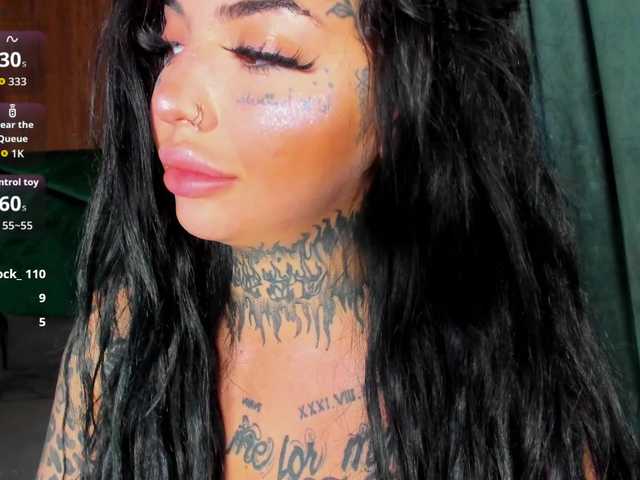 CreamyInk live cam on BongaCams