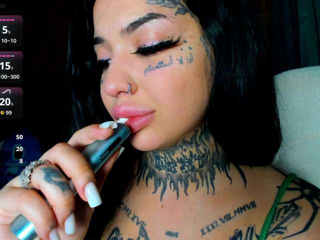 CreamyInk live webcam show