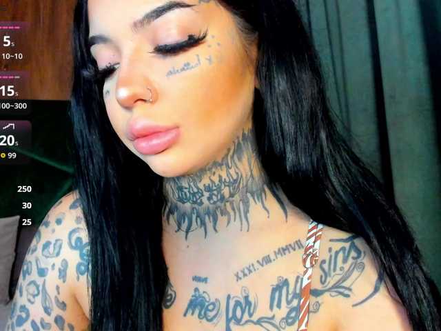 CreamyInk live cam on BongaCams