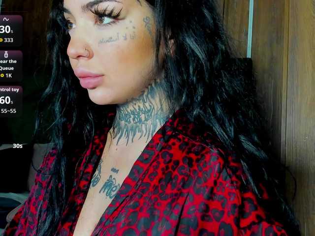 CreamyInk live cam on BongaCams