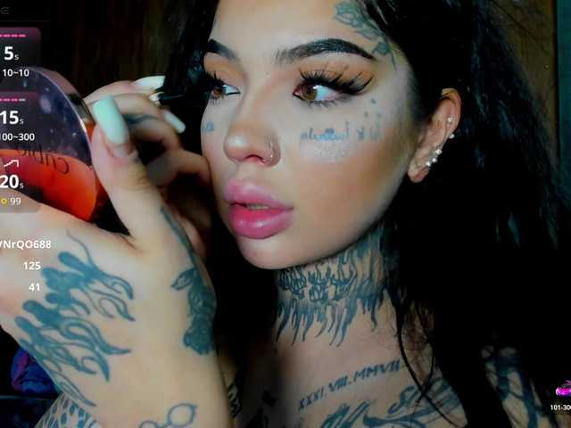 CreamyInk live cam on BongaCams