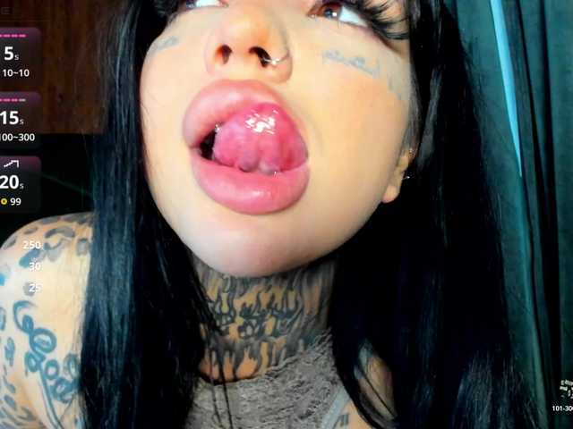 CreamyInk live webcam show