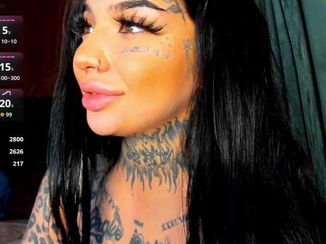 CreamyInk live cam on BongaCams