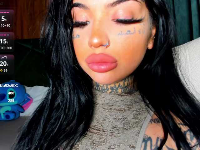 CreamyInk live webcam show