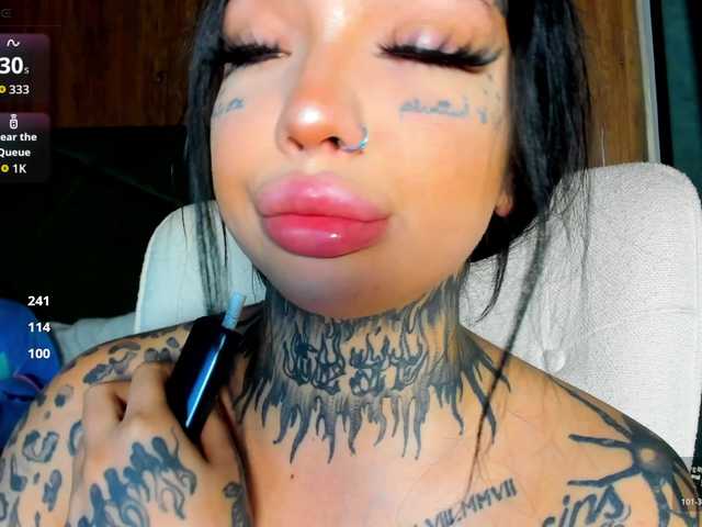 CreamyInk live webcam show