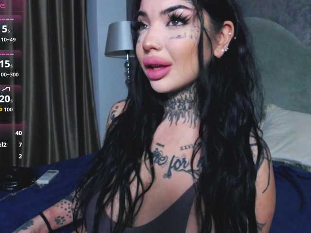 CreamyInk live cam on BongaCams