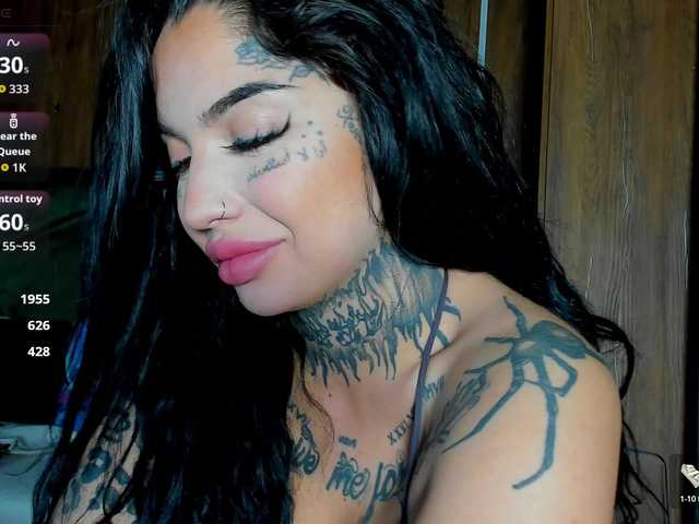 CreamyInk live cam on BongaCams