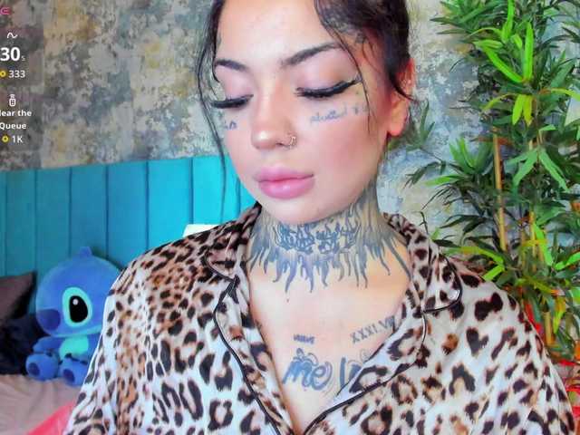 CreamyInk live cam on BongaCams