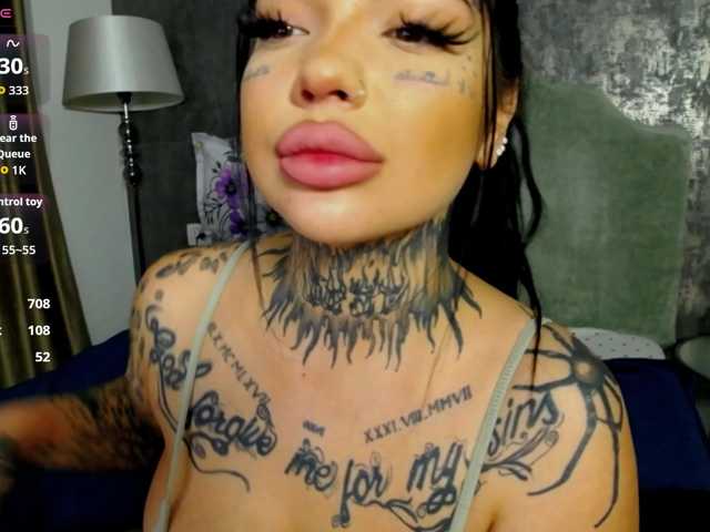 CreamyInk live cam on BongaCams
