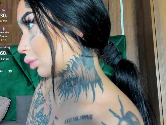 CreamyInk live cam on BongaCams