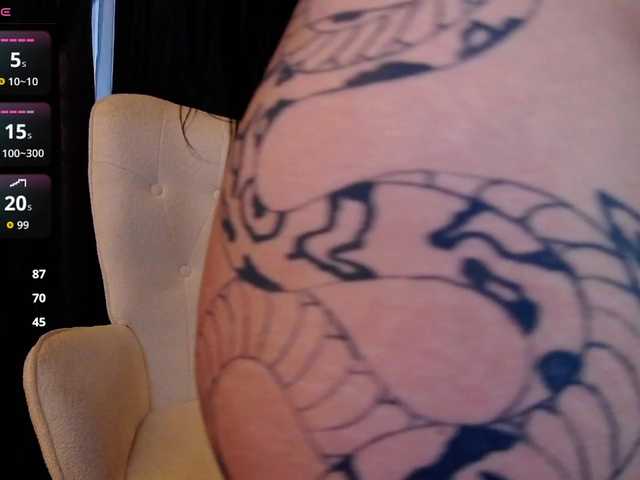 CreamyInk's BongaCams show and profile