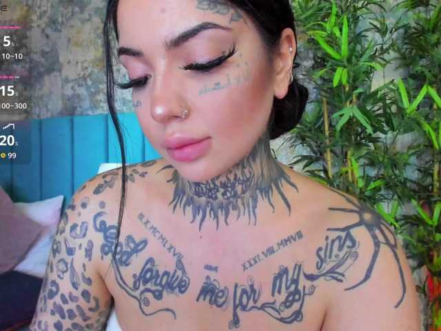 CreamyInk live cam on BongaCams