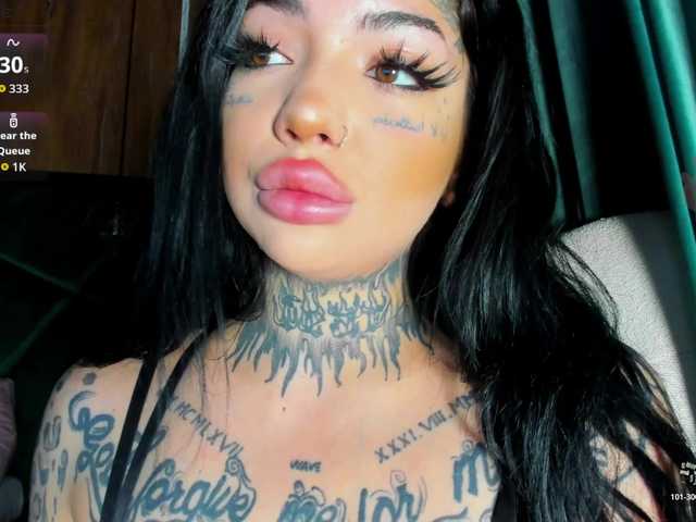 CreamyInk live cam on BongaCams