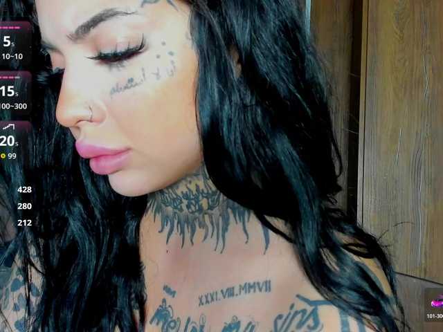 CreamyInk live cam on BongaCams