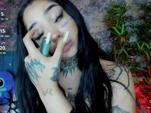 CreamyInk live cam on BongaCams