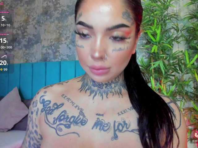 CreamyInk live cam on BongaCams