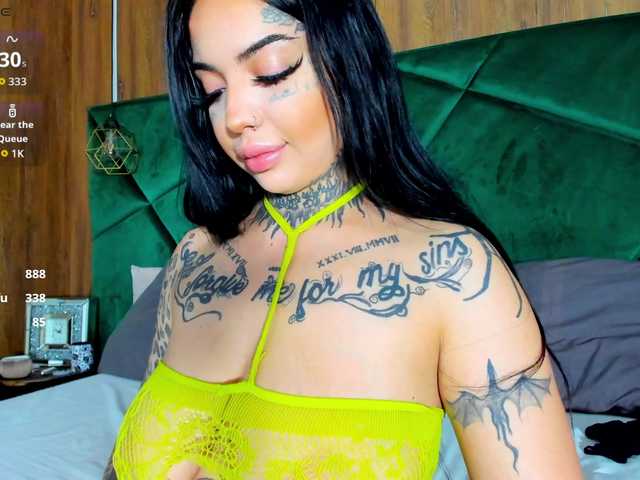CreamyInk live cam on BongaCams
