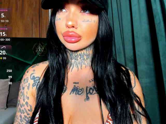 CreamyInk Live Webcam on BongaCams