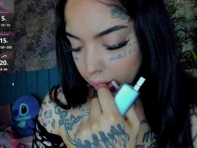 CreamyInk webcam