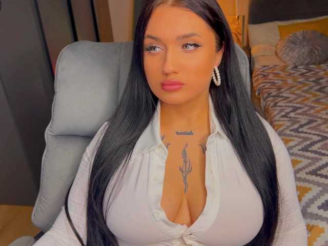 fatalefemme live cam on BongaCams