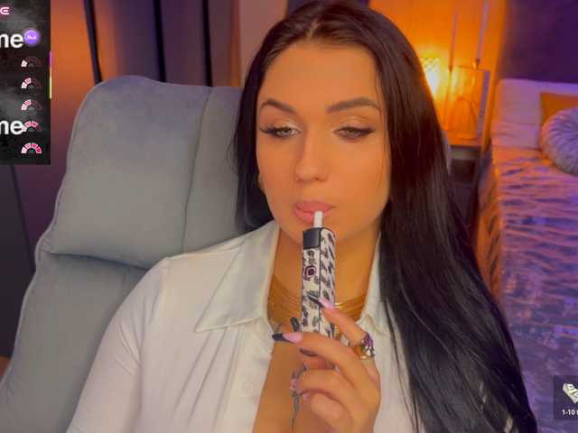 fatalefemme live cam on BongaCams