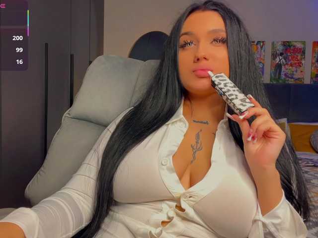 fatalefemme live sex show