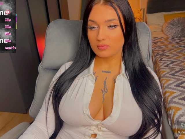 fatalefemme live cam on BongaCams