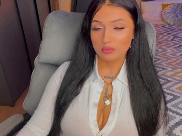 fatalefemme live cam on BongaCams