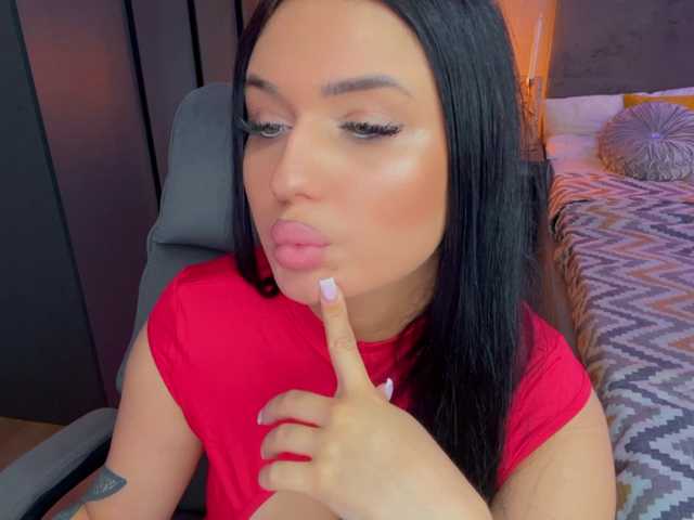 fatalefemme live cam on BongaCams