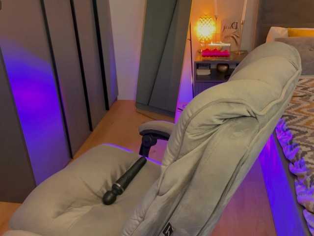 fatalefemme's BongaCams show and profile