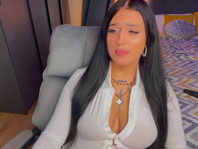 fatalefemme live cam on BongaCams