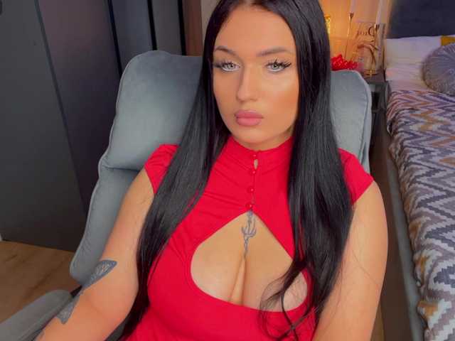 fatalefemme live cam on BongaCams