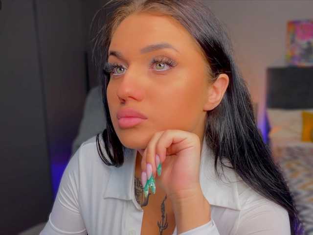 fatalefemme live cam on BongaCams