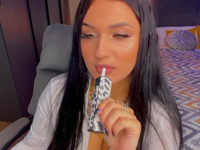 fatalefemme live cam on BongaCams