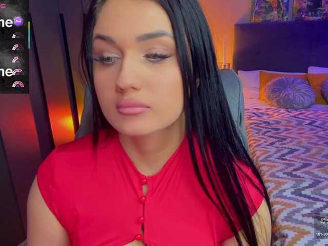 fatalefemme — live female cam