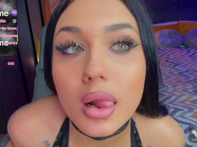 fatalefemme live cam on BongaCams