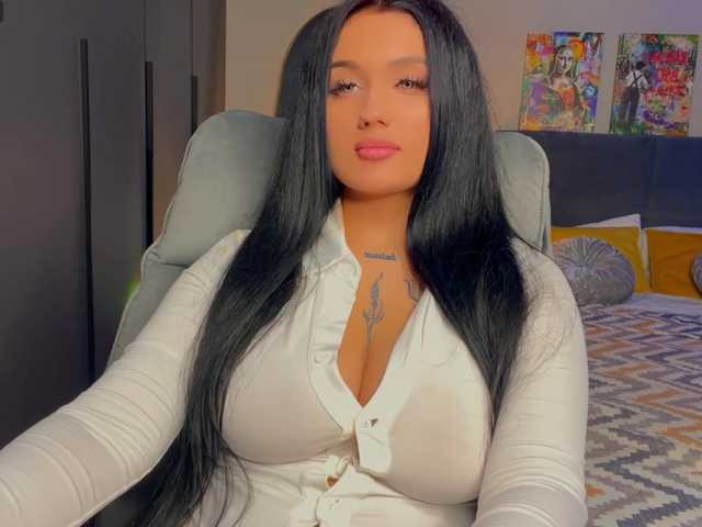 fatalefemme live cam on BongaCams