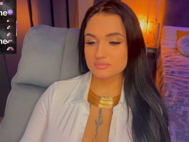 fatalefemme live cam on BongaCams