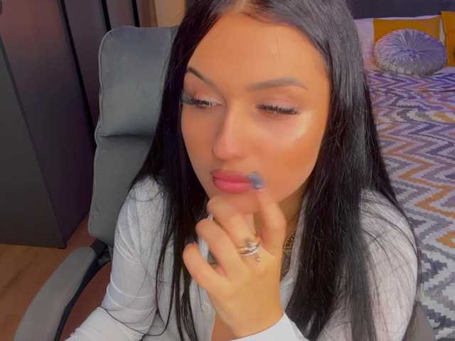 fatalefemme live cam on BongaCams