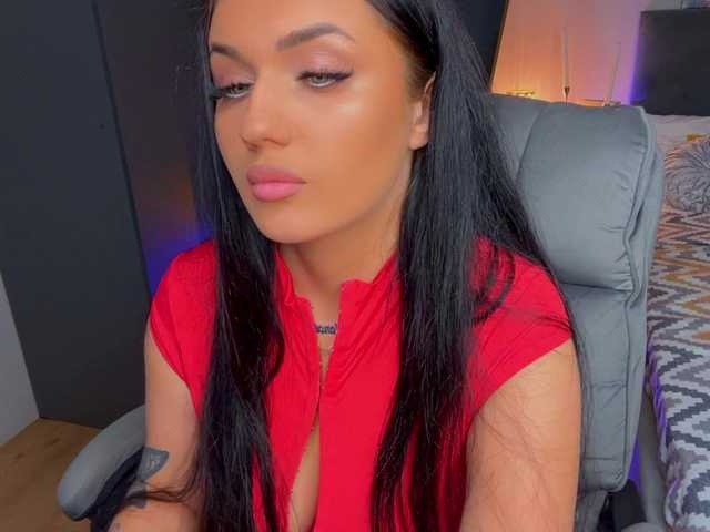 fatalefemme live cam on BongaCams