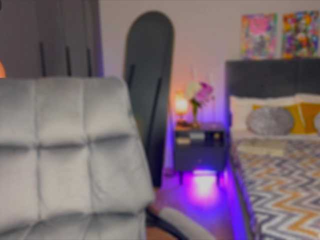 fatalefemme live cam on BongaCams
