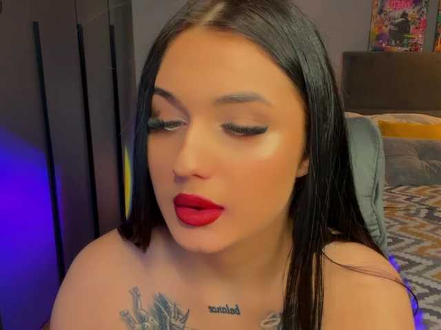 fatalefemme's BongaCams show and profile