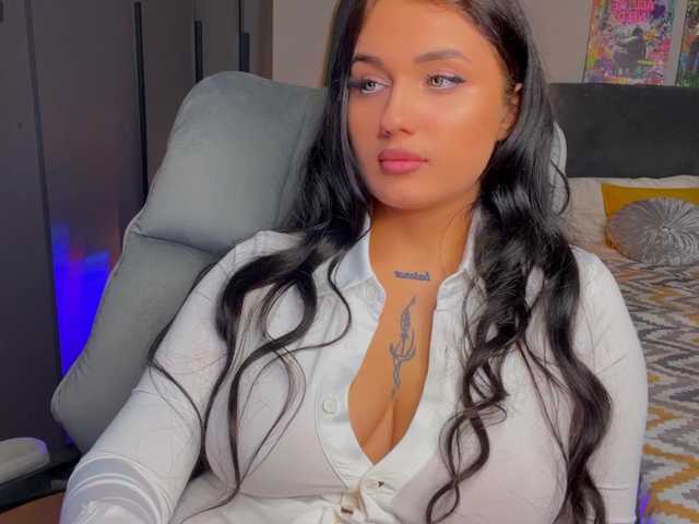 fatalefemme live cam on BongaCams