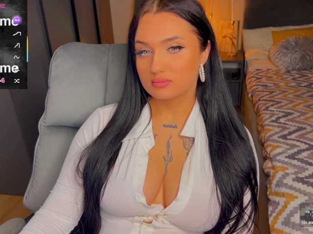 fatalefemme live cam on BongaCams