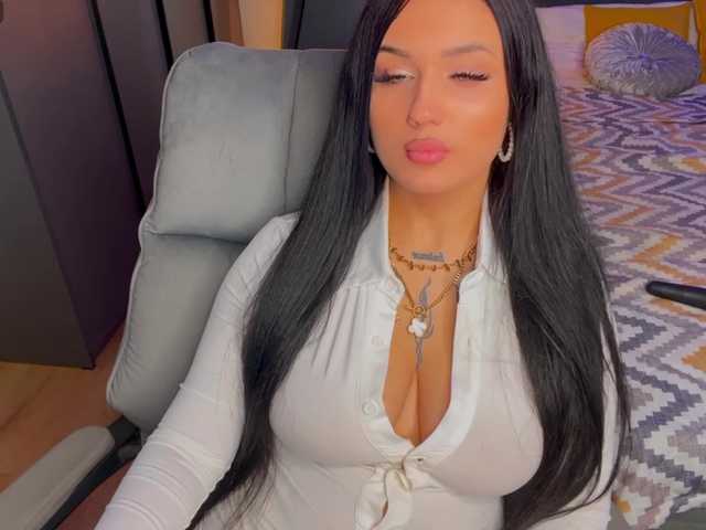 fatalefemme live cam on BongaCams
