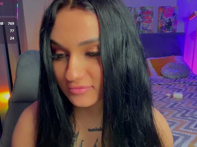 fatalefemme live webcam show
