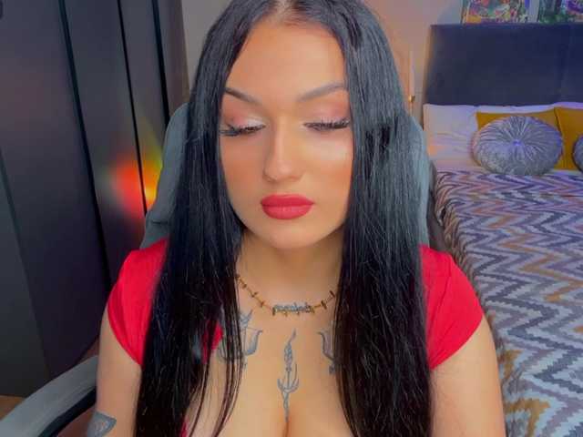 fatalefemme live cam on BongaCams