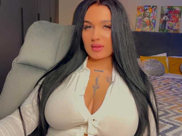 fatalefemme live cam on BongaCams