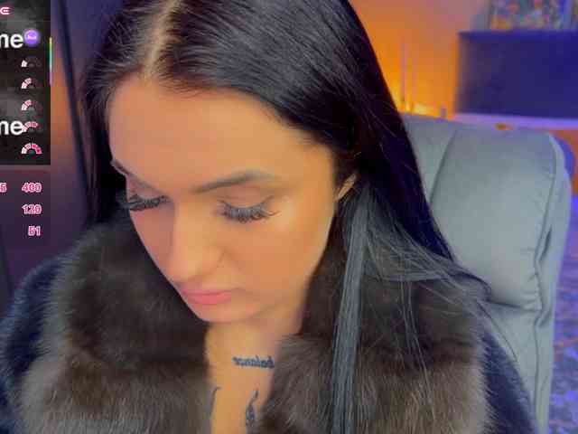 Модель: fatalefemme