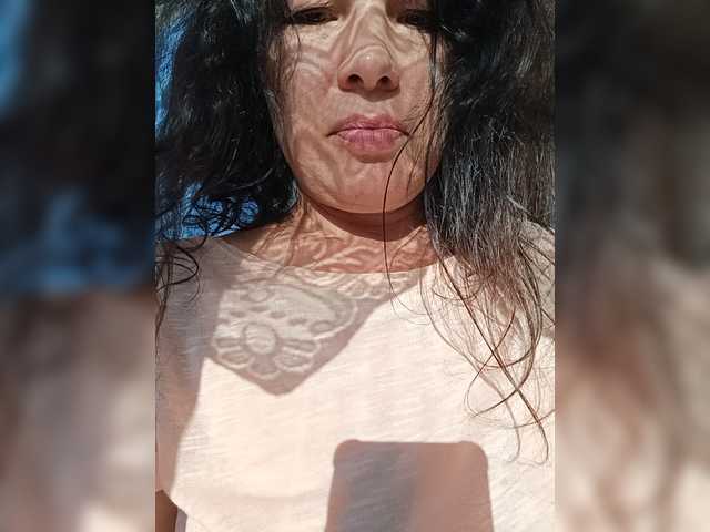 le modèle VictoriaPanther est en webcam porno dans un show sur le site bongacams, il possède les tags suivants: White/Caucasian,Brunette,Shaved